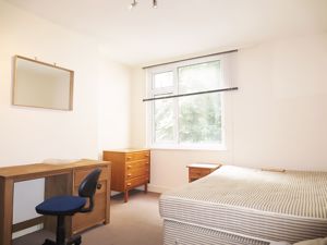 Bedroom- click for photo gallery